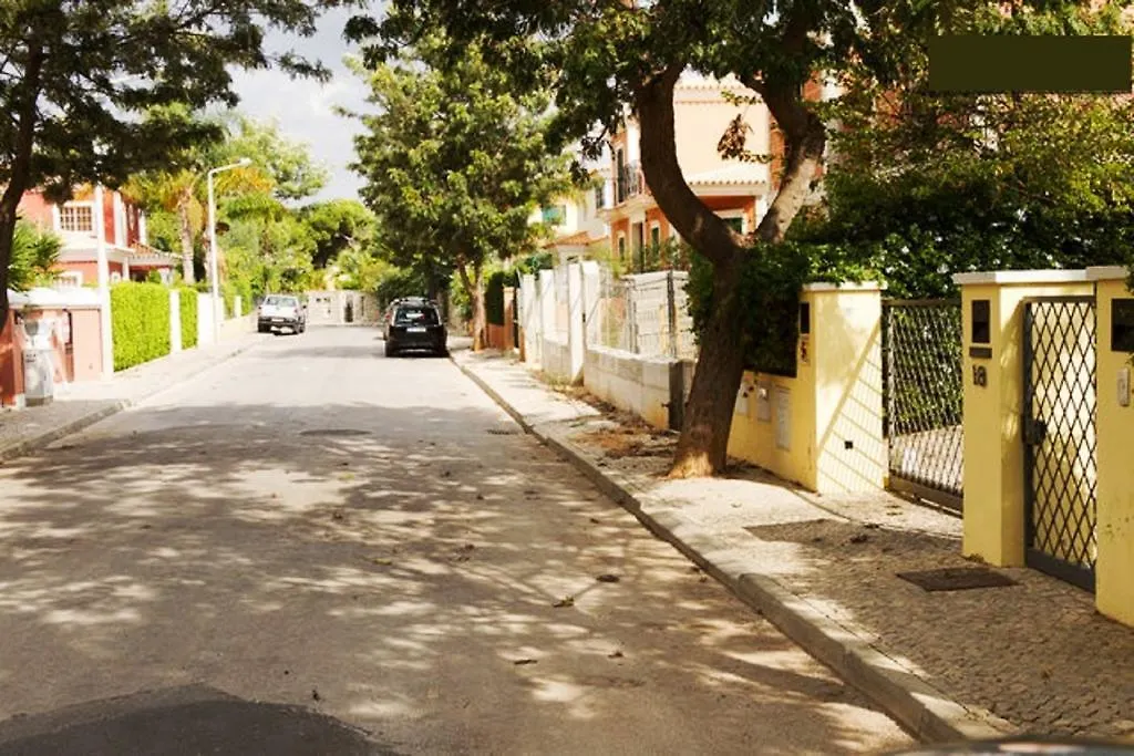 Coloured Studio Apartment Faro 0*,